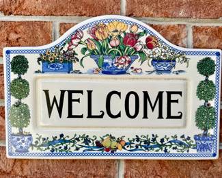 Porcelain welcome sign