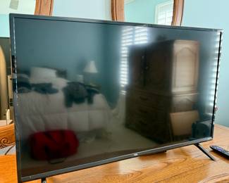 TCL 40" TV