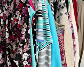 Women's clothing (most size L-2XL)