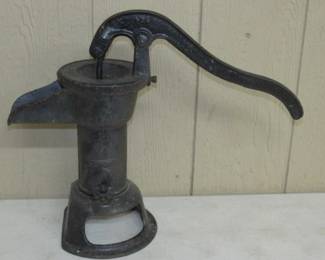 Water Pitcher Pump