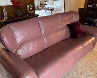 Marvel leather sofa in great condition