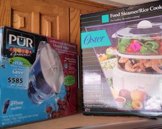 Kitchen appliances: water purifier and food steamer