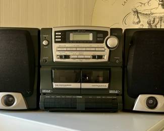 Lenox Sound CD, Radio, Cassette Player