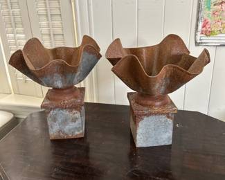 Galvanized Handkerchief Planter