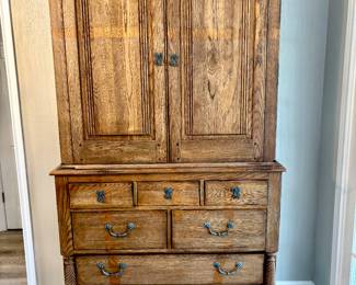 Oak Country Cupboard