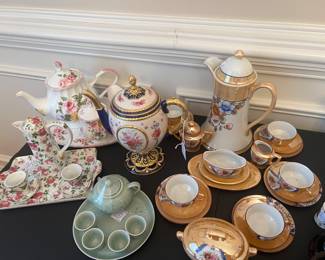 Lots of teapots!