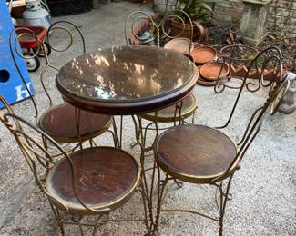 ice cream parlor set