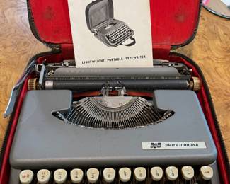 Smith corona ‘skyriter’