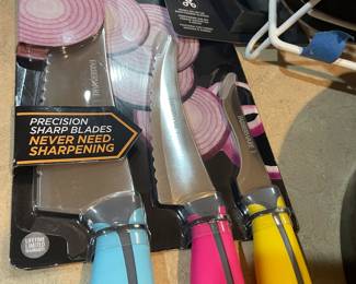 Farberware knives new in package