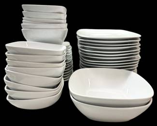 Gibson Elite White Dish Set