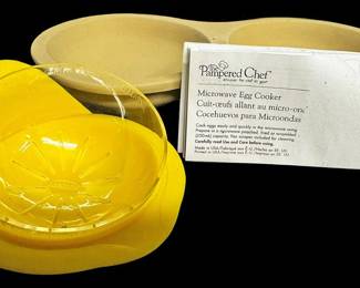 Pampered Chef Microwave Egg Cooker