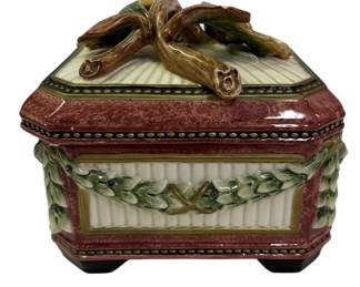 Fitz Floyd Classics Lidded Bowl