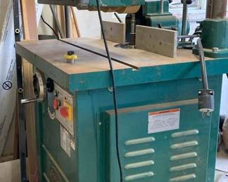 DO901VGrizzly Industrial Wood Shaper