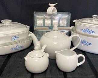 CT526VCorning Ware Set Plus More