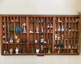 Type Tray With Miniatures