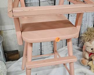 VINTAGE DOLL HIGHCHAIR