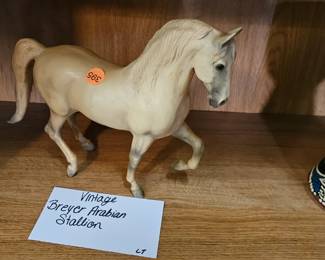 BREYER HORSE
