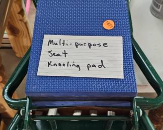 MULTI PURPOSE SEAT / KNEALING PAD