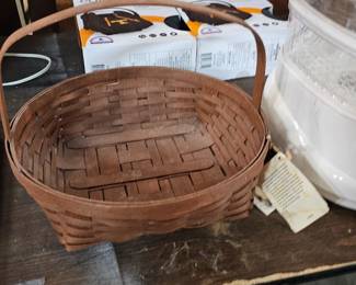 LONGABERGER BASKET