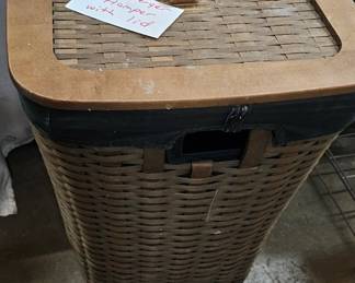LONGABERGER HAMPER WITH LID