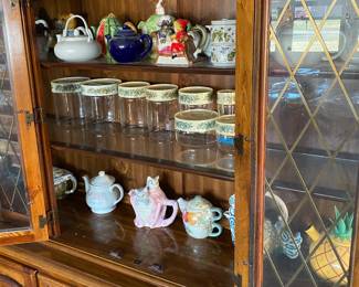 Assorted Teapots/Cannister Set