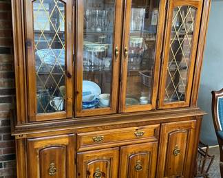 Broyhill China Cabinet