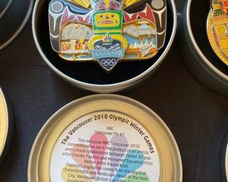 2010 Vancouver Olympic NBC Fazzino 3D Jumbo Totem Pole Pin 