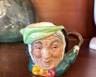 vintage old mark royal doulton toby sairey Gamp 