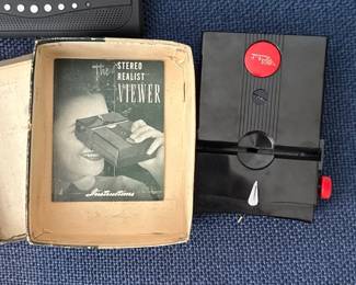 Stereo Realist "Red Button" - circa 1940s