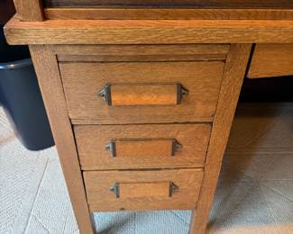 Cutler Antique Tiger Oak Roll Top Desk BUY IT NOW $1000