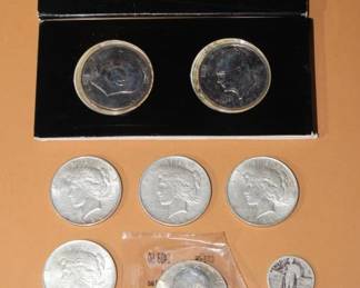 Coin Lot; 4 Silver Dollars Peace, Bicentennial Eisenhower Dollar Coin, Silver Standing Liberty Quarter, 1971 Eisenhower Dollar Collection  L2