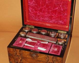1876 Expensive Gentlemen's Traveling Chest w/ 2 hidden compartments nice inlay from Duplin 7" x 12" x 9"