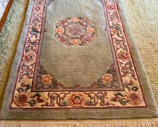 Roughly 4' x 6' Rug