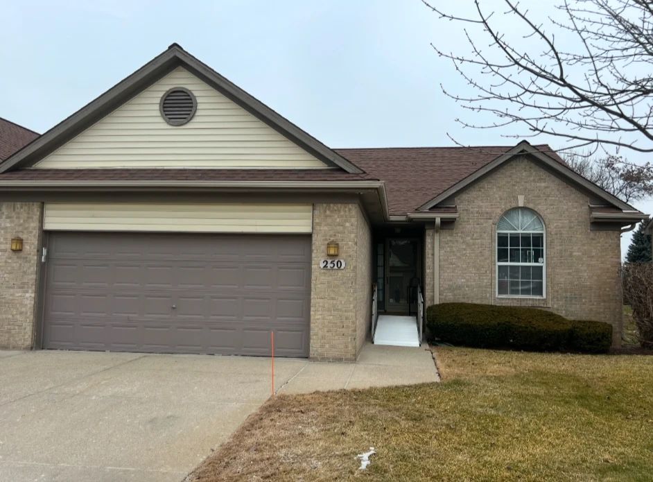 Commerce Twp
