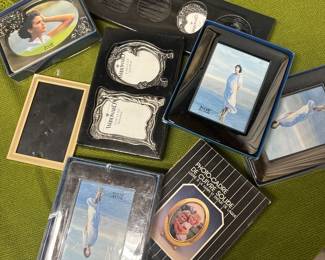 Small picture frames