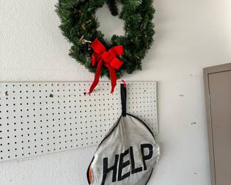 Wreath, Jumper cables