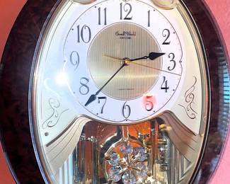 $120 Rhythm Small World Musical Clock with Melodies RARE Snowflake Beautiful