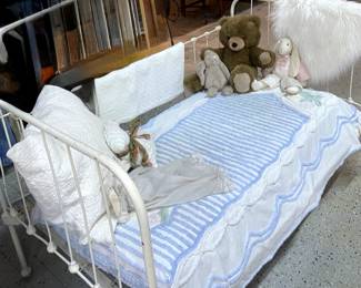 Antique Children's Daybed