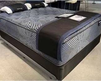 NIGHTSSBRIDGE CORNERSTONE PLUSH KING OR QUEEN MATTRESS