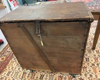 ANTIQUE CHEST