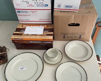 OSCAR DE LA RENTA CHINA SET