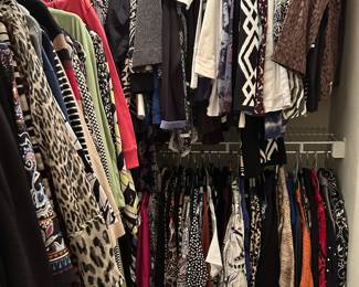 MASTER CLOSET OF CHICO'S CLOTHING