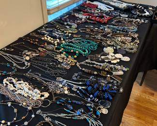 LARGE SELECTION OF COSTUME JEWELRY