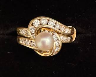 Pearl Diamond 18 K Yellow Gold