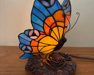 Stained glass lamp