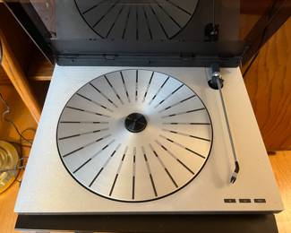 Bang & Olufsen Beogram RX2 turntable