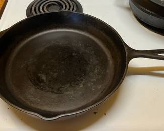 12" Lodge frying pan