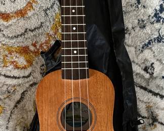 Diamond Head Ukulele DU200. One owner. All original