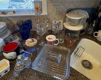 Pyrex & Corning Ware 