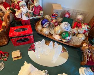 Frosted Glass Nativity Set 